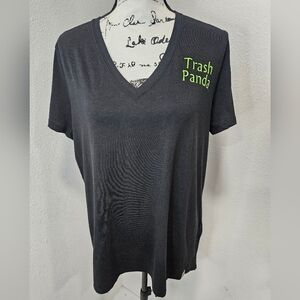 Carhartt women's V-neck relaxed fit t-shirt large